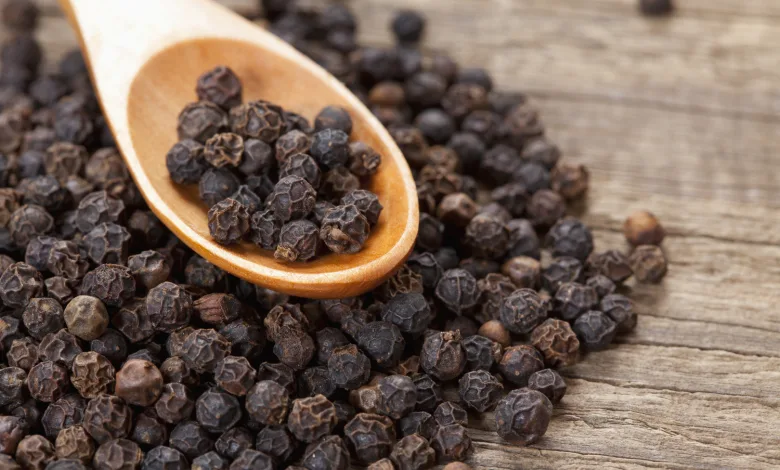 حيلة بسيطة لخفض حرارة محرك سيارتك باستخدام الفلفل الأسود!