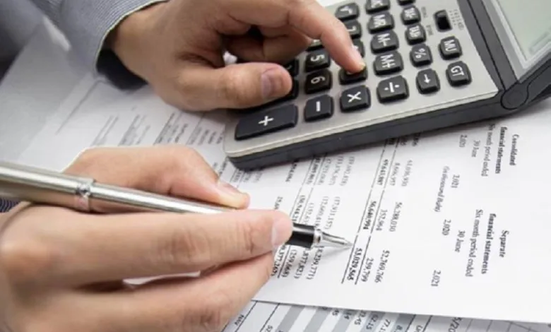 ما معايير إعفاء الشركات الصغيرة ومتناهية الصغر من متطلب «مراجع الحسابات»؟