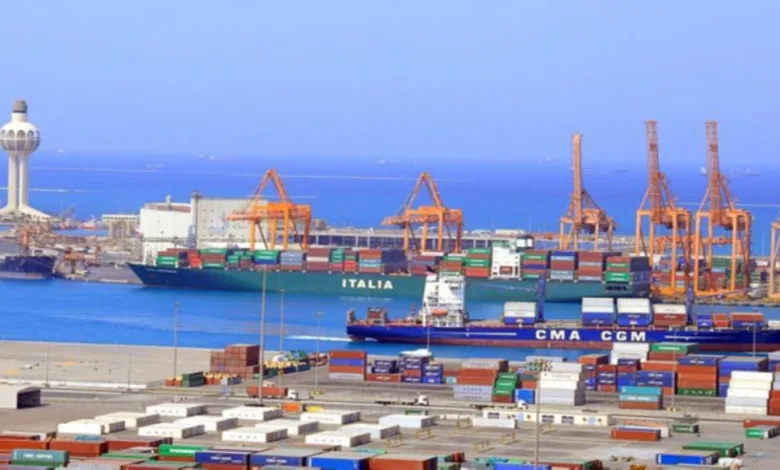 مزاد لبيع شاحنات بميناء جدة مزاد لبيع شاحنات بميناء جدة