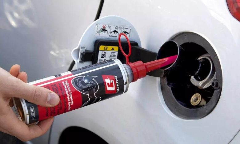 منظف دورة الوقود.. ما هو وما الوقت المناسب لاستخدامه بالسيارة؟ منظف دورة الوقود.. ما هو وما الوقت المناسب لاستخدامه بالسيارة؟