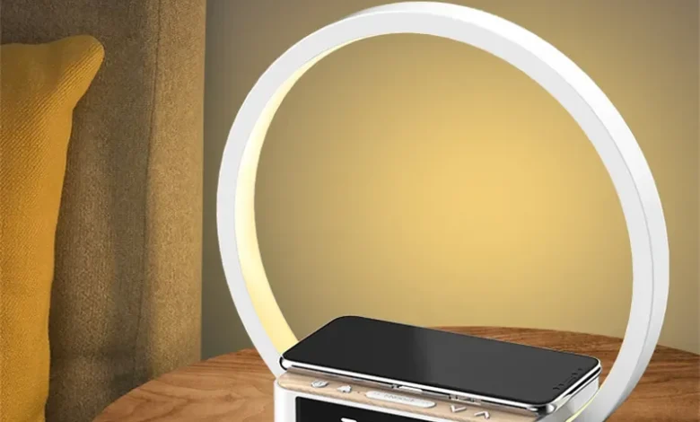 قاعدة شحن رهيبة بمميزات عديدة وسعر مخفض