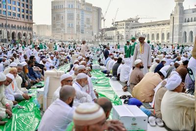 «الحج»: 3 آداب للإفطار في الحرمين الشريفين