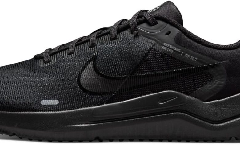 حذاء الجري نايكي داونشيفتر 12 بسعر مميز حذاء الجري نايكي داونشيفتر 12 بسعر مميز