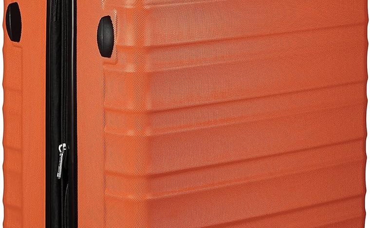 عرض حقيبة سفر هارد سايد سبينر من أمازون بيسكس عرض حقيبة سفر هارد سايد سبينر من أمازون بيسكس