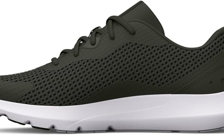 عرض حذاء الجري سيرج 3 من اندر ارمور عرض حذاء الجري سيرج 3 من اندر ارمور