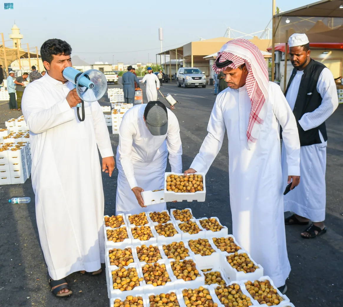 نظام إلكتروني جديد لتداول التمور بالأسواق