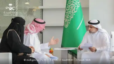 وزير "الصحة" يلتقي المواطنين لسماع آرائهم