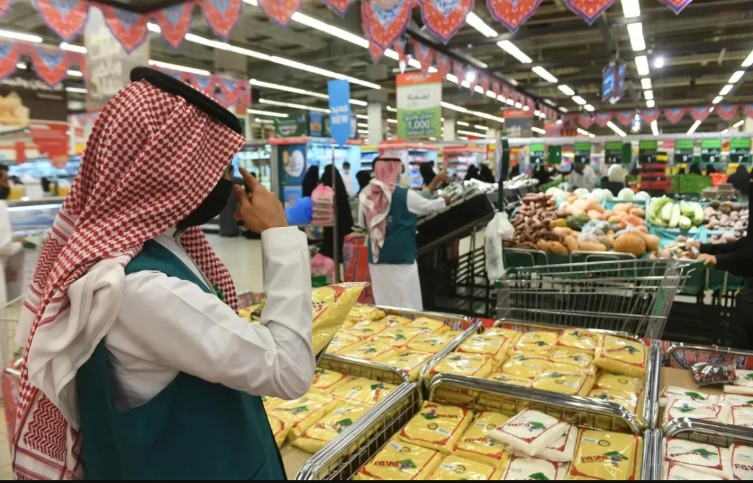 "التجارة": بدء التخفيضات الموسمية لرمضان والعيد