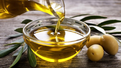 هل زيت الزيتون آمن لطهي الطعام؟