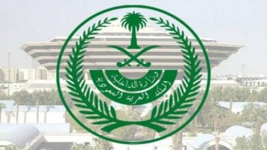 الداخلية: غرامة تصل إلى 100 ألف ريال حال تأخر الإبلاغ عن أي حاج أو معتمر لم يغادر بعد انتهاء مدة إقامته