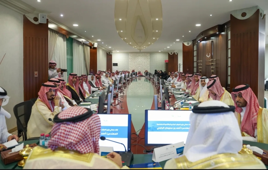 9 اتفاقيات تنموية في القصيم لتطوير سوق العمل 9 اتفاقيات تنموية في القصيم لتطوير سوق العمل