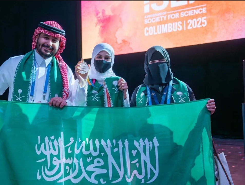 المملكة تحتل المركز الثاني عالمياً بجوائز "آيسف الكبرى" المملكة تحتل المركز الثاني عالمياً بجوائز "آيسف الكبرى"