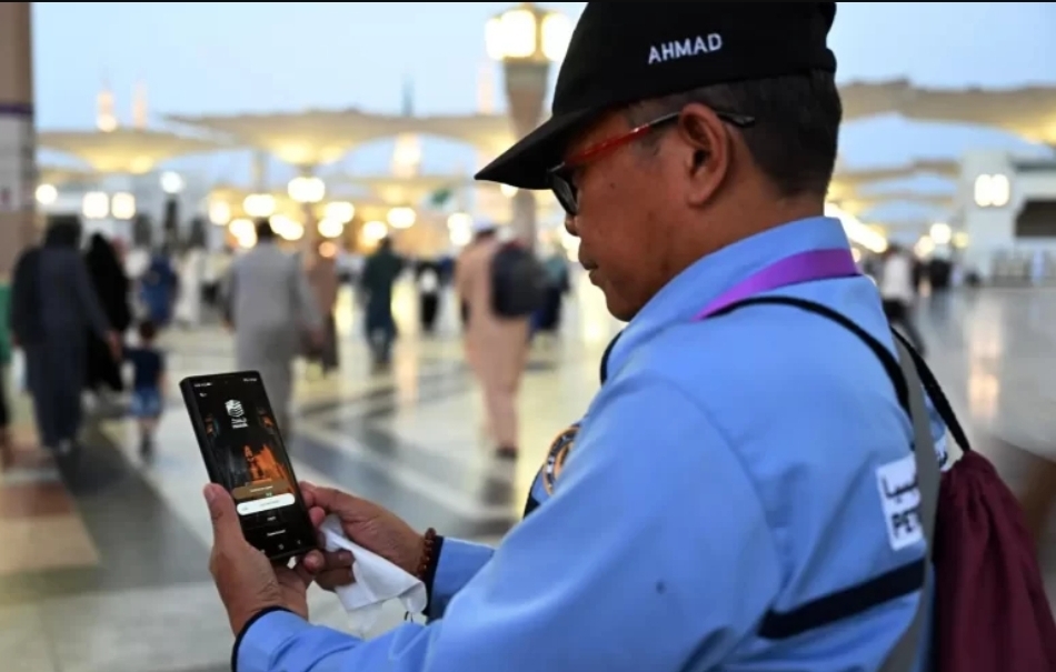 التحول الرقمي في موسم الحج.. منصات وتطبيقات ذكية تُسهل رحلة ضيوف الرحمن التحول الرقمي في موسم الحج.. منصات وتطبيقات ذكية تُسهل رحلة ضيوف الرحمن