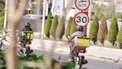 25 شرطاً لترخيص توصيل الطلبات.. ومعالجة الشكاوى بـ3 أيام