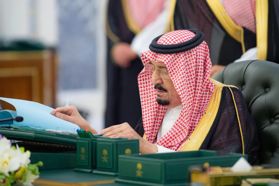 "الوزراء" يوافق على تعديل تنظيم هيئة البحر الأحمر "الوزراء" يوافق على تعديل تنظيم هيئة البحر الأحمر