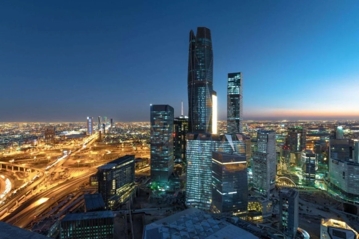 14 مشروعًا لتطوير الشوارع والطرق المحلية بالرياض