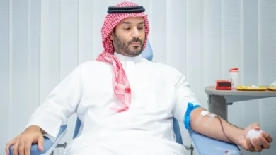 ولي العهد يتبرع بالدم في بادرة كريمة.. ويُطلق الحملة الوطنية السنوية للتبرع بالدم