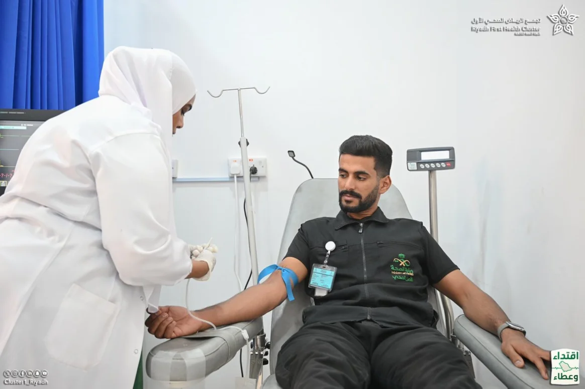 إقبال كبير على المراكز الصحية للتبرع بالدم إقبال كبير على المراكز الصحية للتبرع بالدم