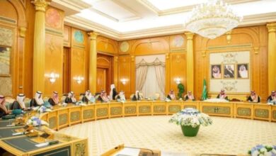 منح وزير الموارد البشرية صلاحية تحديد رسوم عمل المرافقين