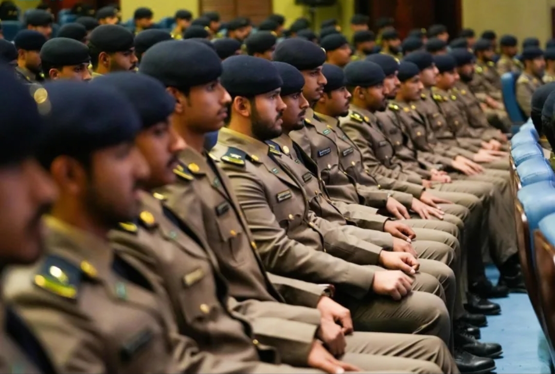 الدفاع المدني يؤهل 248 ضابطاً