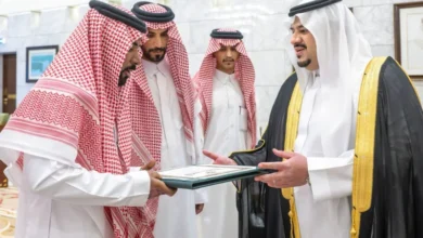 بأمر الملك.. "الدلبحي" يتسلّم وسام الملك عبدالعزيز