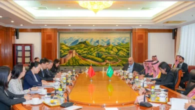 الخريف يبحث توطين التصنيع المتقدم مع الصين
