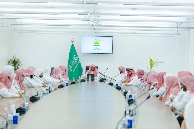 الصمعاني يؤكد ضرورة الالتزام بمعايير جودة الأحكام وتسبيبها