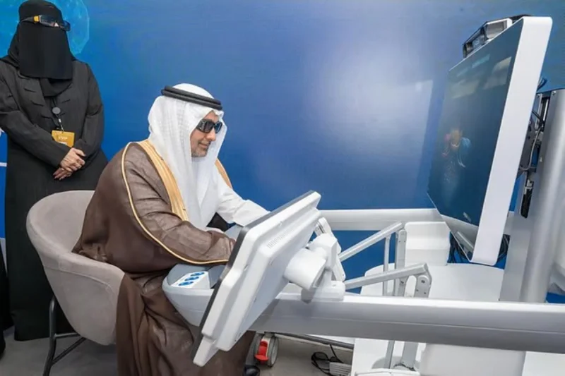 مركز "القيادة والتحكم" الأول من نوعه عالميًا لمتابعة السكري مركز "القيادة والتحكم" الأول من نوعه عالميًا لمتابعة السكري