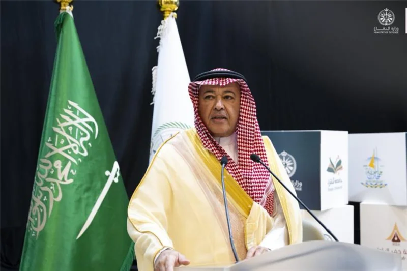أمر ملكي بتمديد خدمة مساعد وزير الدفاع خالد البياري