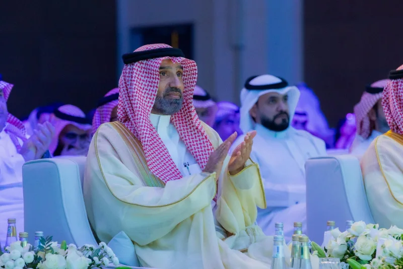 الراجحي يشيد بتمكين "إخاء" وارتفاع الالتحاق لـ92% الراجحي يشيد بتمكين "إخاء" وارتفاع الالتحاق لـ92%