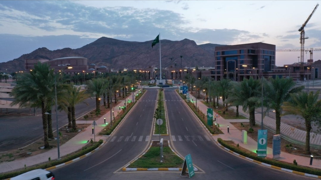 جامعة طيبة تتيح فرص تعاون للكفاءات الوطنية للتدريس بنظام الساعات