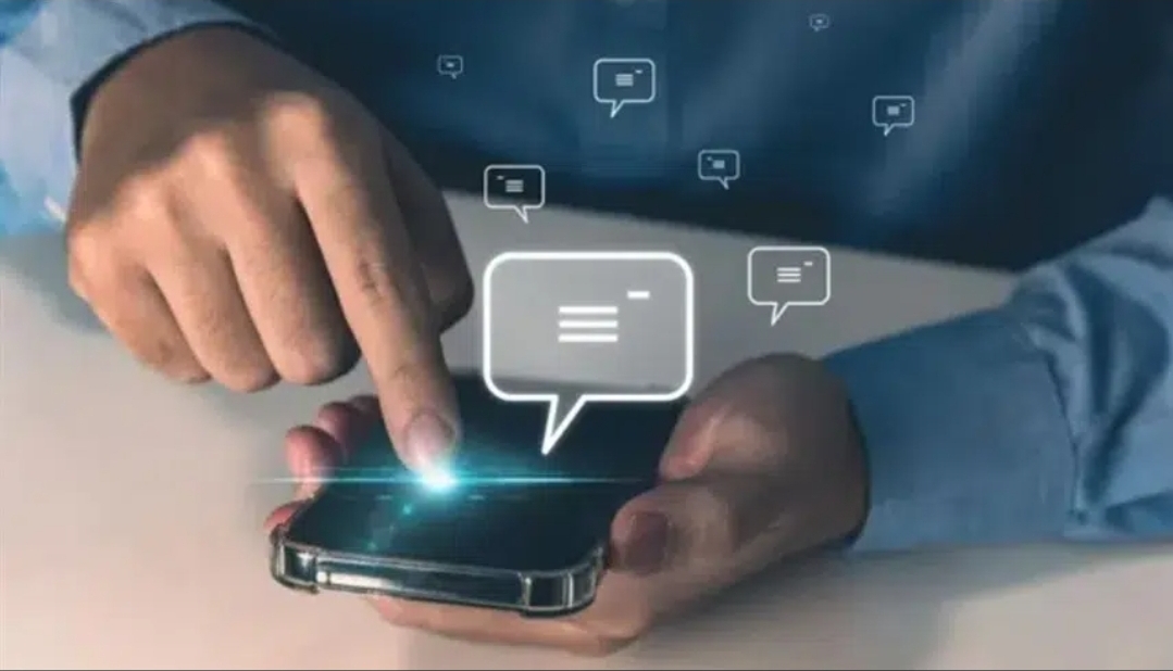 جهاز يشبه الجلد يتيح إرسال الرسائل بدون شاشة جهاز يشبه الجلد يتيح إرسال الرسائل بدون شاشة