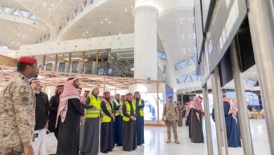 الجاسر يوجه بضمان الانضباط التشغيلي بمطار الملك خالد