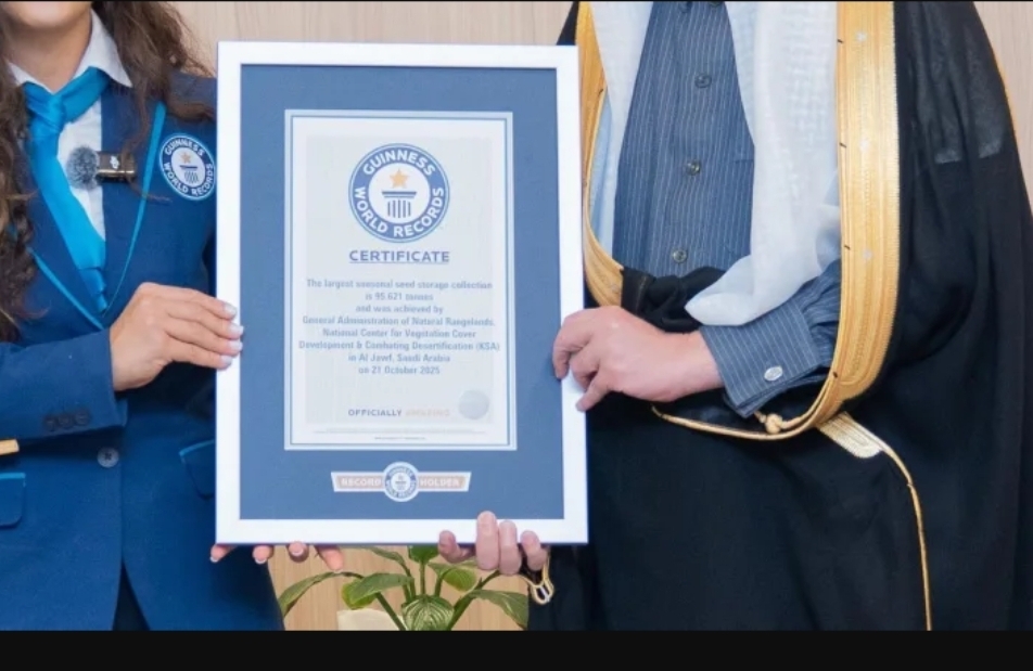 المملكة تسجل رقمًا قياسيًا بيئيًا في "غينيس" المملكة تسجل رقمًا قياسيًا بيئيًا في "غينيس"